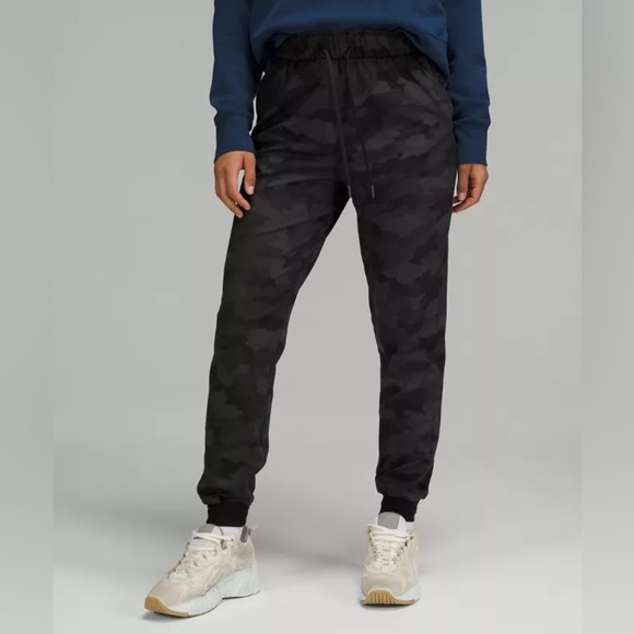 Lululemon Joggers - Picture 1 of 10